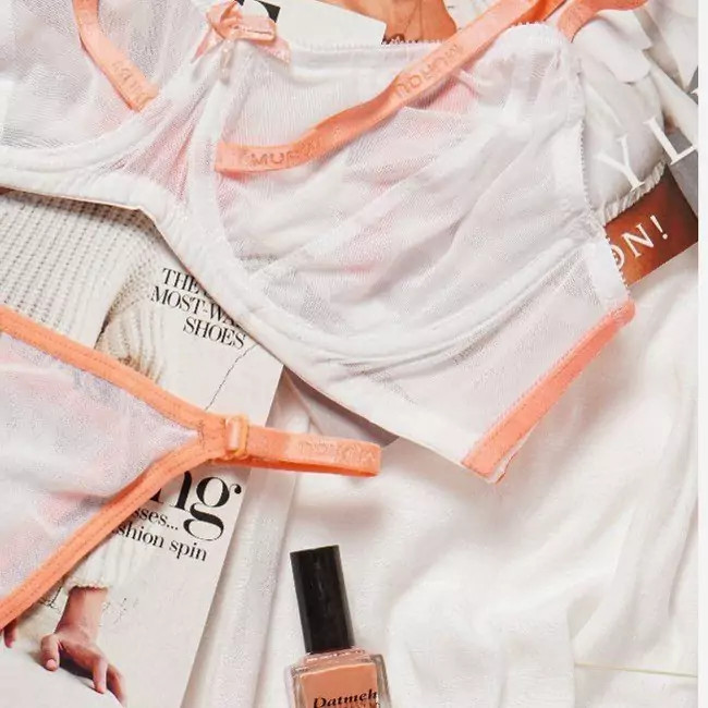 ست شورت و سوتین تمام توری زنانه